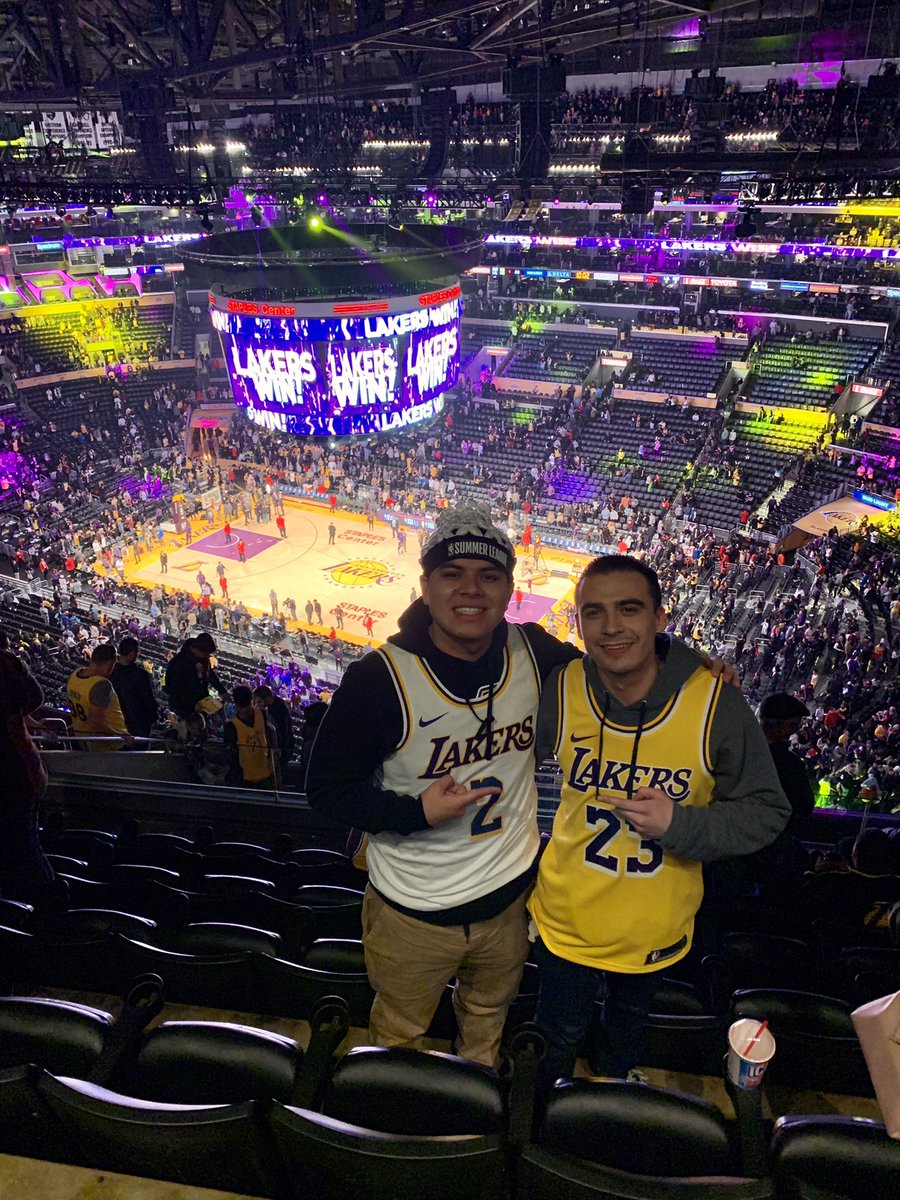 classicjazz25's tweet photo. Happy Birthday to my brother @_christian9 🤞🏼 live it up today, can’t wait to link up with you soon 😤 https://t.co/bDNqFwzyka