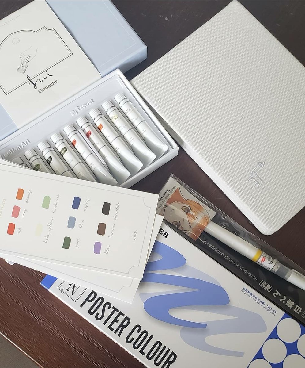 slaneDausy's tweet image. So anywho I purchased some new stuff and did a quick illustration with the sui gouache. I was feelin&apos; a peter rabbit #illustration type vibe with the colors. But had no real idea what to do. Welcome page 1 of my new #sketchbook #etchr