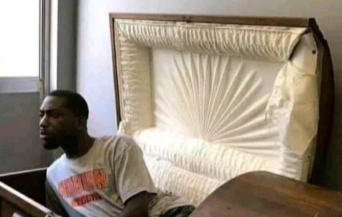 bieberjauregui_'s tweet image. “Gracias por venir, Calle y Poché. Ella era su mayor fan”. 

Yo: