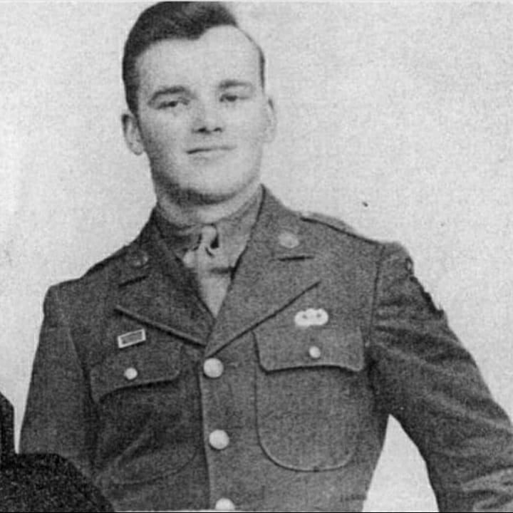 What he found was Luz on his knees in the snow, helmet off, using it to scoop away dirt off the hit foxhole. Luz just kept saying "They're gone".The shell had scored a direct hit on the foxhole & had killed both men.7/