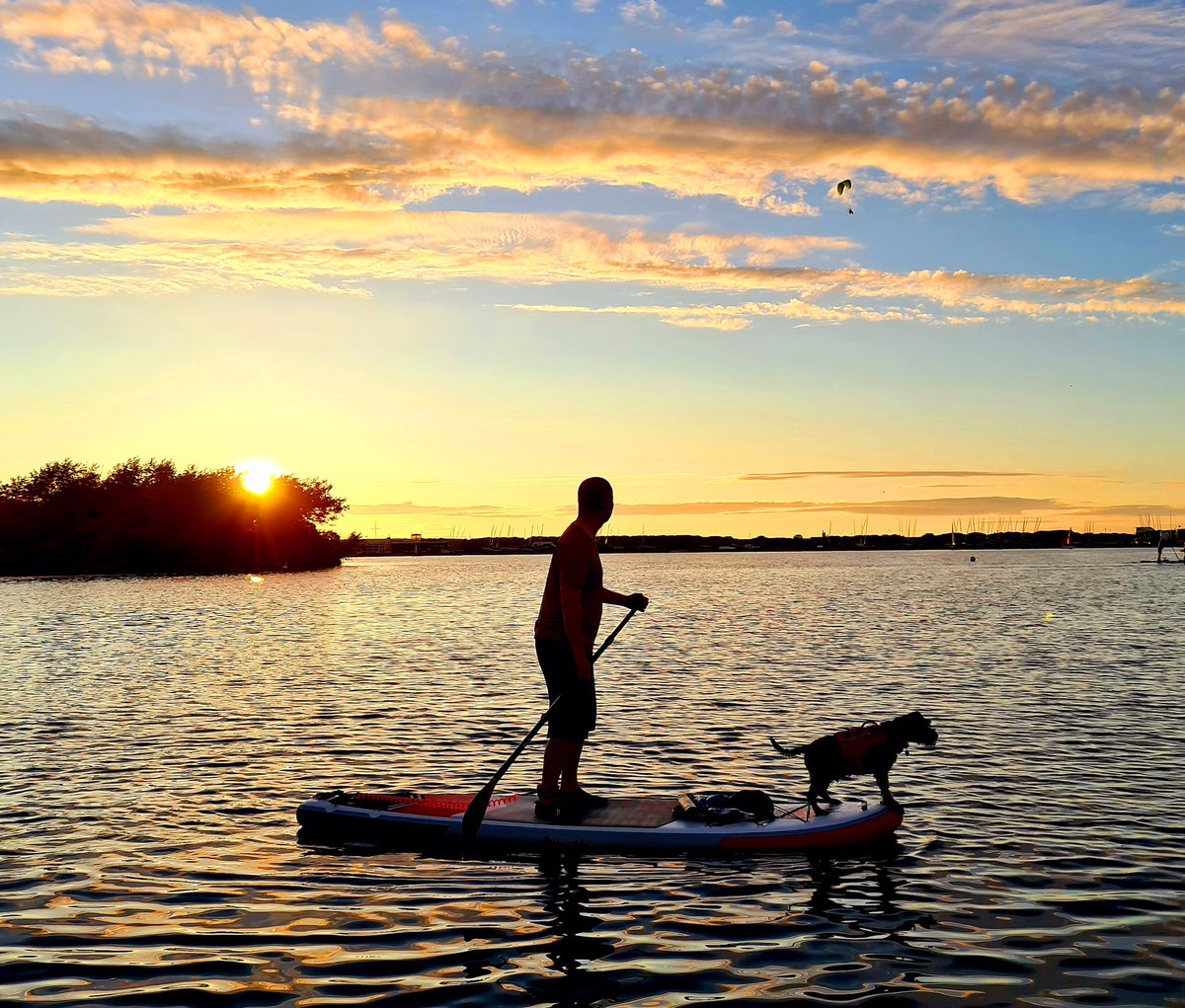 SUP_the_World's tweet photo. #sunsetsup from last year https://t.co/uR6GmHUKmL