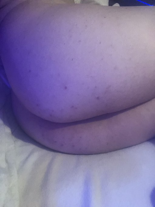 Freshly shaved booty! #femboy #sissy #ThickBoy #ass #nofilter https://t.co/JHyO26tHPz