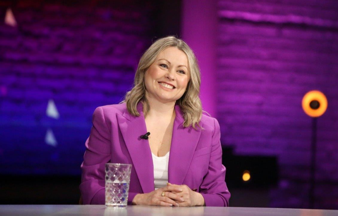 avantitoast's tweet photo. Ce soir, #cetteannéelà célèbre 1989 en compagnie de @mitsougelinas et @NPetrowski! Rendez-vous dès 20 h à @telequebec avec #MarcLabreche et ses complices : @emilieperreault, @SimonBoulerice et #FredSavard. https://t.co/bNtasVAhKi