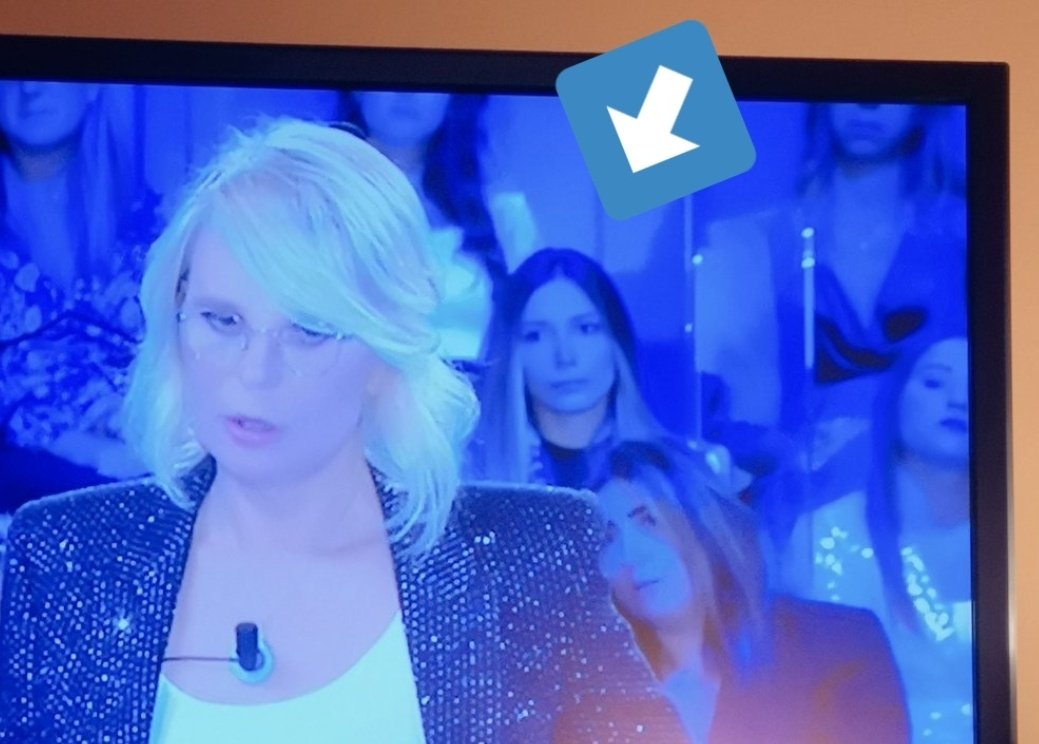 Cutfig's tweet photo. Spotted MELANIA TRUMP #CePostaPerTe https://t.co/jUufP9zmmI