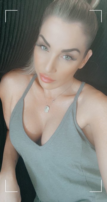 Fresh DSL&rsquo;s... who wants in?!  Contact @ATMLA 😉😘   Also, planning content shoots in LA the last week<a class="tags" target="_blank" title="On Twitter" href="/?out=eyJ0eXAiOiJKV1QiLCJhbGciOiJIUzUxMiJ9.eyJpYXQiOjE3MjQ1NjEyNzcsImlzcyI6InR3cG9ybnN0YXJzLmNvbSIsIm5iZiI6MTcyNDU2MTI3NywiZXhwIjoxNzU2MDk3Mjc3LCJyZWRpcmVjdF91cmwiOiJodHRwczovL3R3aXR0ZXIuY29tL0FUTUxBIn0.KSjjLUsoVu_V3hAt6Hyf-__MMOdR1_WLsI58NP5t4iDwh2HIz02s34Lbx1lmaUi5Ghr-uZnw-Ma4yPSyl0XzrA">@ATMLA</a><a href="/tag/newprofilepic"class="tags"><span>#newprofilepic</span></a>
