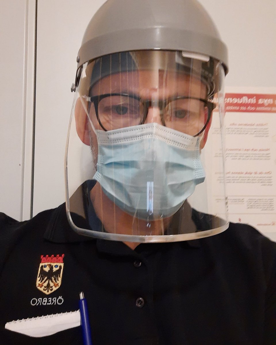 b_solberg's tweet photo. För mig som jobbar inom Örebro och vården måste alltid konstant tänka på den basala hygienen och det är ju bra om alla gör för att skydda andra och sig själv!!🙏Tänk på det!❤ https://t.co/cSK5xOzK0L