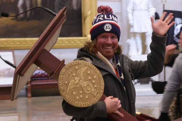 Hipnknee tweet media