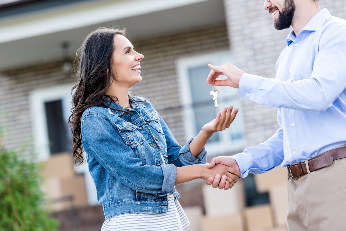 TopTierRealty's tweet photo. Selling your #property requires formulating a strategy and analyzing the #market to help you get the most out of it. Feel free to contact our office today and meet with one of our #realtors to start the process! https://t.co/qTW1KtnmVc