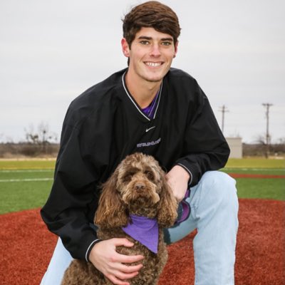 WalkerPiland's tweet photo. #NewProfilePic me and cowboy https://t.co/JYlvmhCCWk