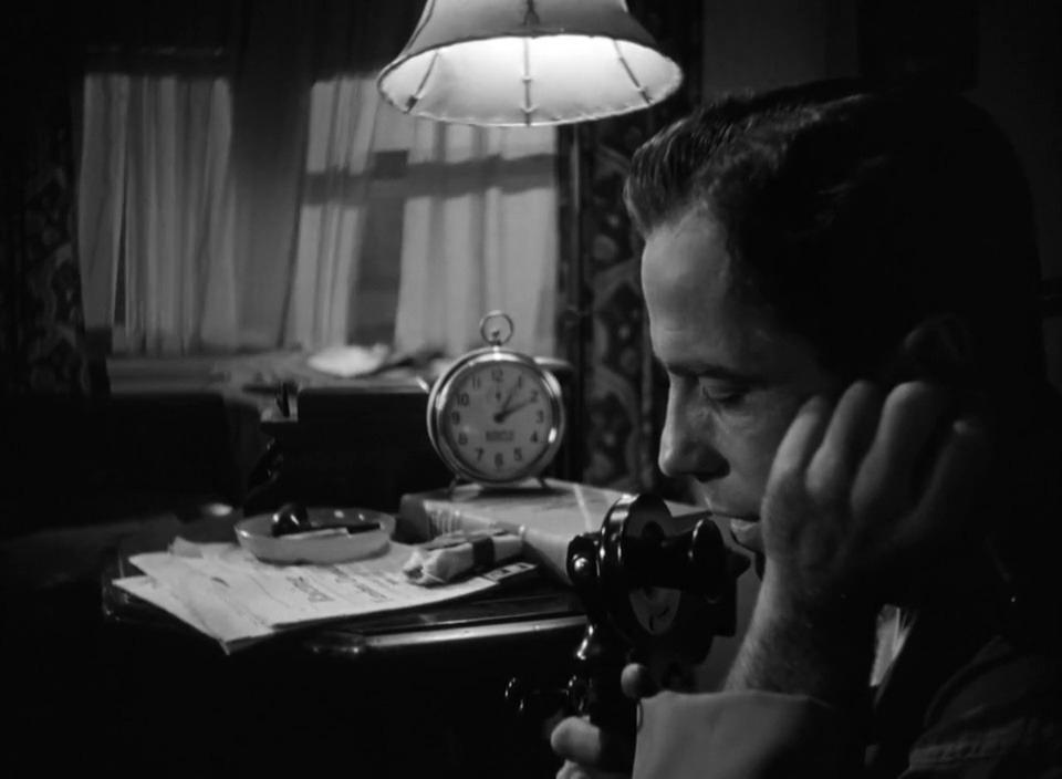 thefilmagazine's tweet photo. 4 Perfect Shots - The Maltese Falcon (1941)
Dir: #JohnHuston
DoP: #ArthurEdeson
#TheMalteseFalcon #HumphreyBogart #MaryAstor #PeterLorre #Cinema #Cinematography https://t.co/d7gTXzaTIV