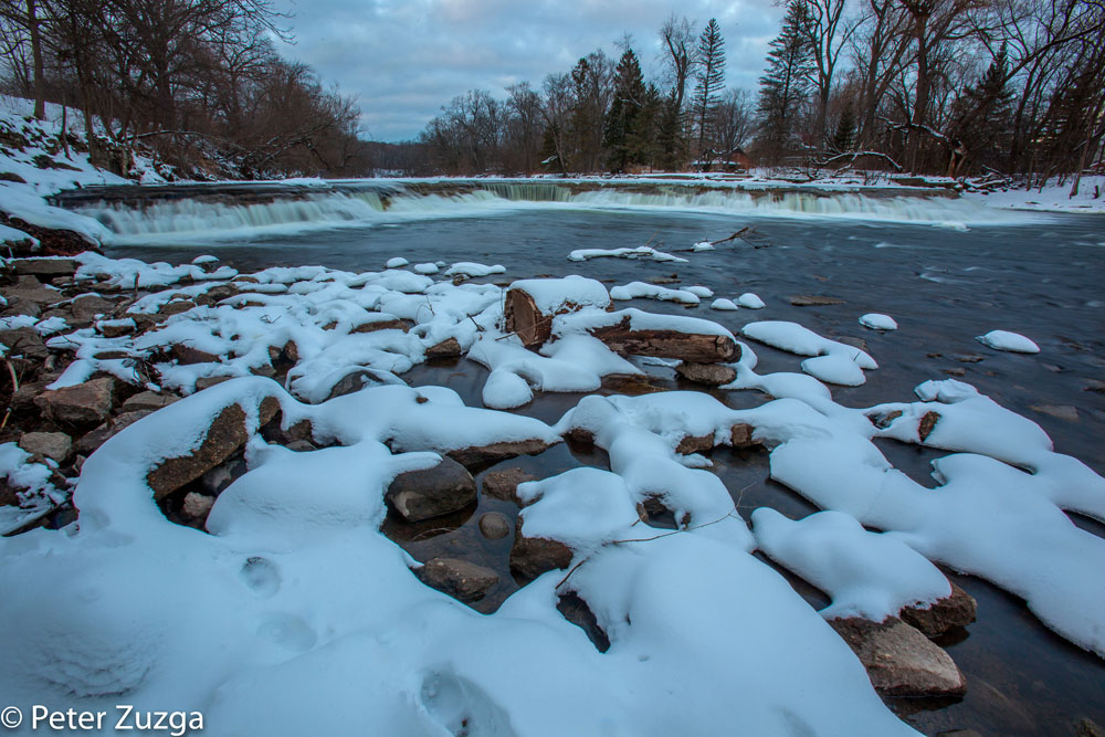 PeterZuzga's tweet photo. The #Milwaukee #River in Kletzsch #Park in Glendale, #Wisconsin at #sunset today. #winter #wiex #snow #landscapephotography #photography https://t.co/0tDZce1zRn