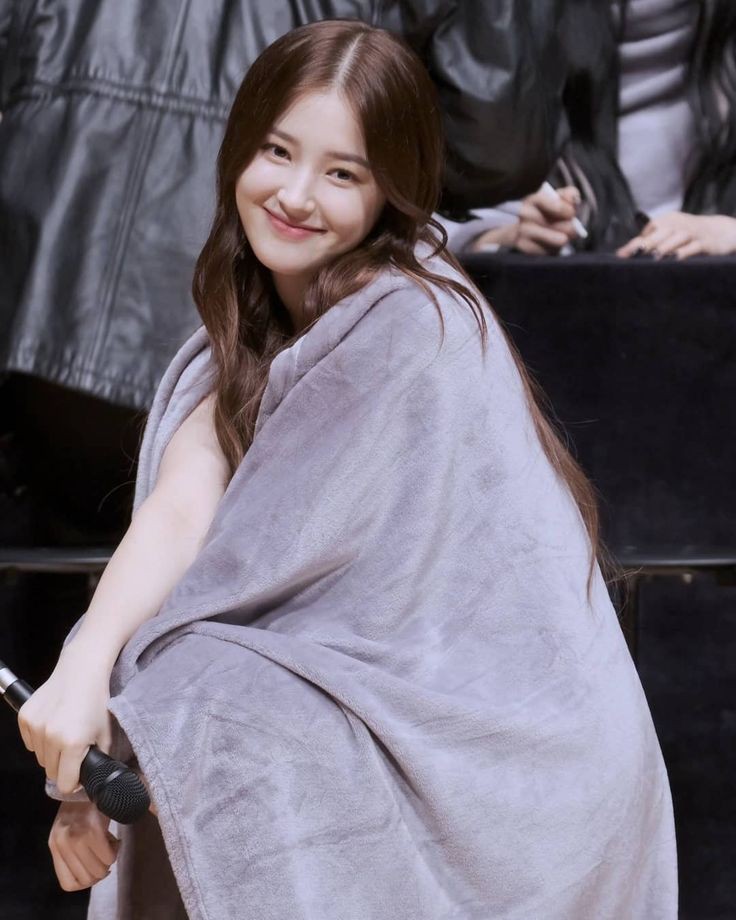 NancyDabinMMLD's tweet image. Thank you to all the people using the hashtag and helping to protect Nancy. Please continue to tweet positive things about her. 
#OurRainbowNancy #MOMOLAND #NANCY