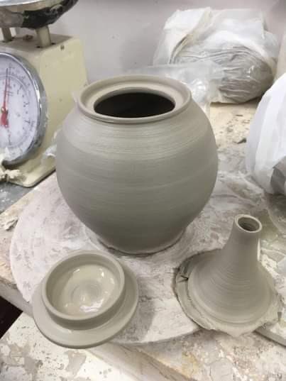 peter_swailes's tweet photo. Back into the studio today -stoneware dragon teapots. These are some of the steps involved in their production. #dragon #tea #teapot #storycharacter #story #character #literacy @SwailesRuth https://t.co/mPOmw45W2Y