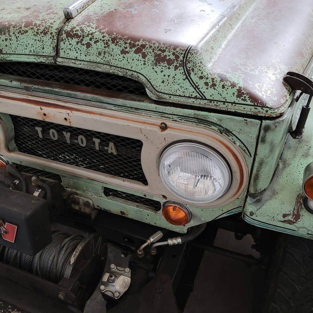 FJ40Cruisers's tweet photo. It's back in instagram with a new owner!
📸 @68patina
#projectpatina #toyota #fj40 #landcruiser #4wd #warn8274" https://t.co/w3IJA7ZUSe