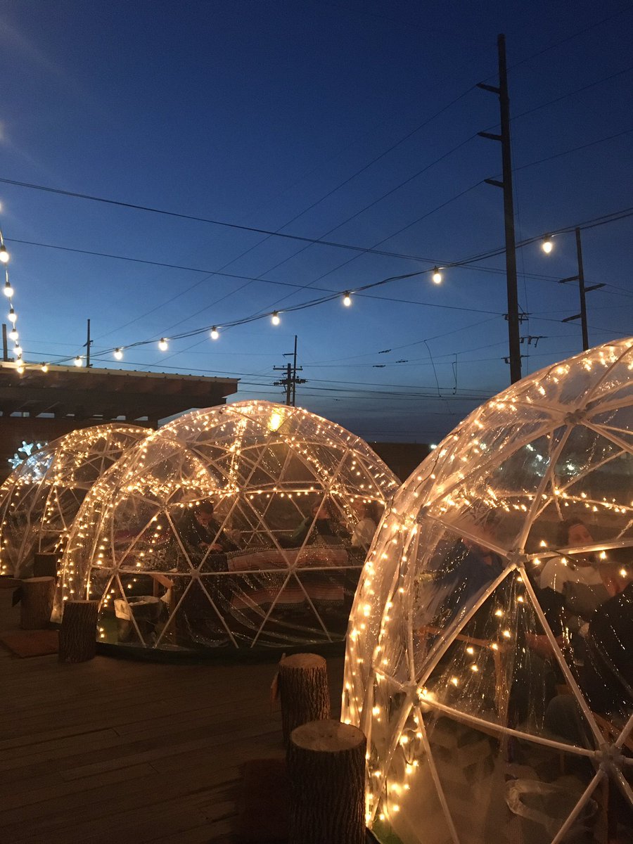 teacupwolverine's tweet photo. Trying out social distanced date night tonight #igloo @welltownbrewing 🍻 https://t.co/xMfjjJPEq2