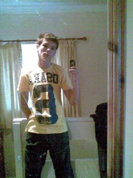 louis tomlinson as gustavo cerati a thread