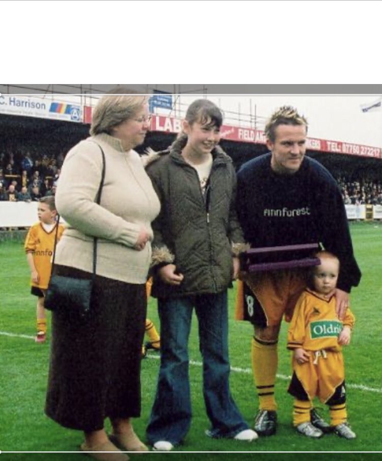 LeeThom25796166's tweet photo. Wow 18years is a long time well done @Decthompson09 ❤️ https://t.co/jaEvrsdZBU
