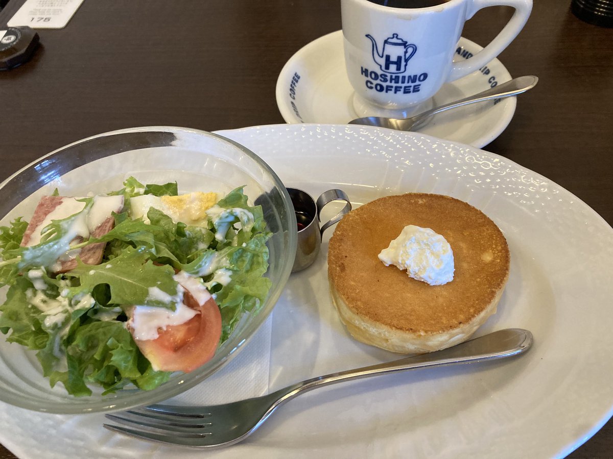 クラウンｓｐ 星乃珈琲店 モーニング サラダ パンケーキ