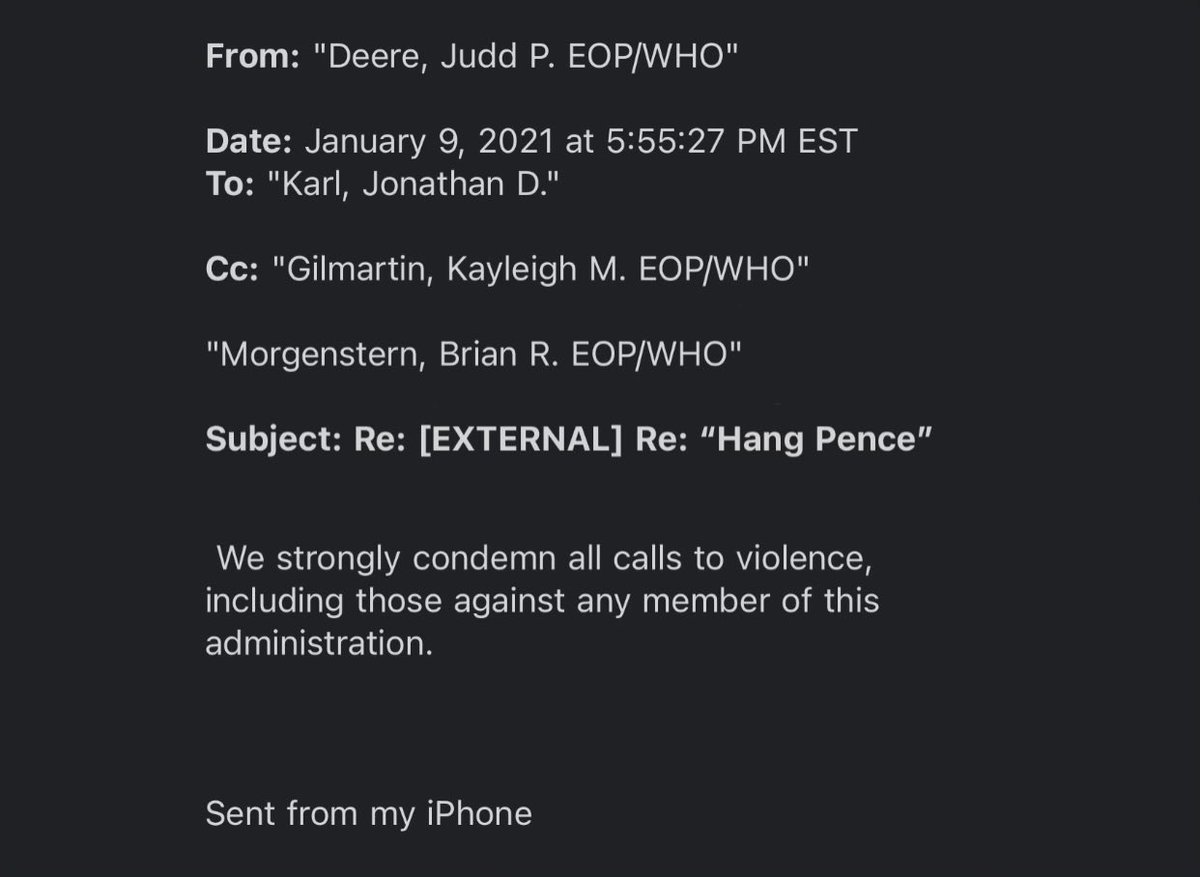 The White House sent @jonkarl a response condemning all violence at 5:55pm, yet he irresponsibly tweeted at 6:38pm that we did not respond. Jon, check your inbox before you tweet. ⬇️