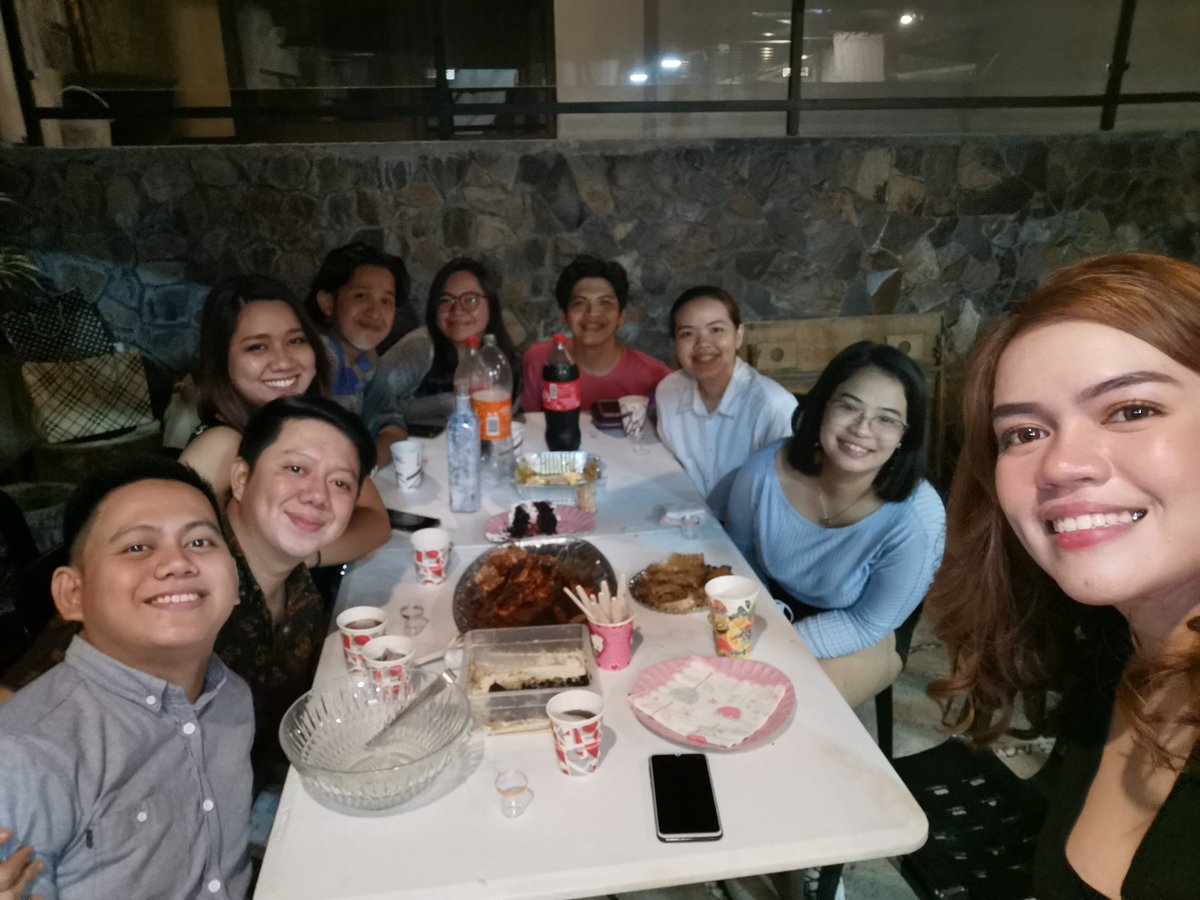 misssharahh's tweet photo. Bout last night ✨❤️ HBD, ALLI! @Jomaribasco @nikkoOpps @NicoleiiiiA @_mycholle_ @chrezelleaquino @ccthirdy #TeamWW 🤣😘 https://t.co/g94miyZLwq
