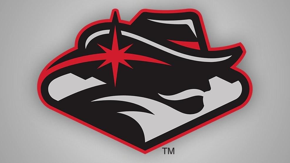 maealiuaki's tweet photo. After a great conversation with Coach Arroyo, I am honored to receive an offer from The University of Las Vegas!
#rebels https://t.co/HkJ46QydRY