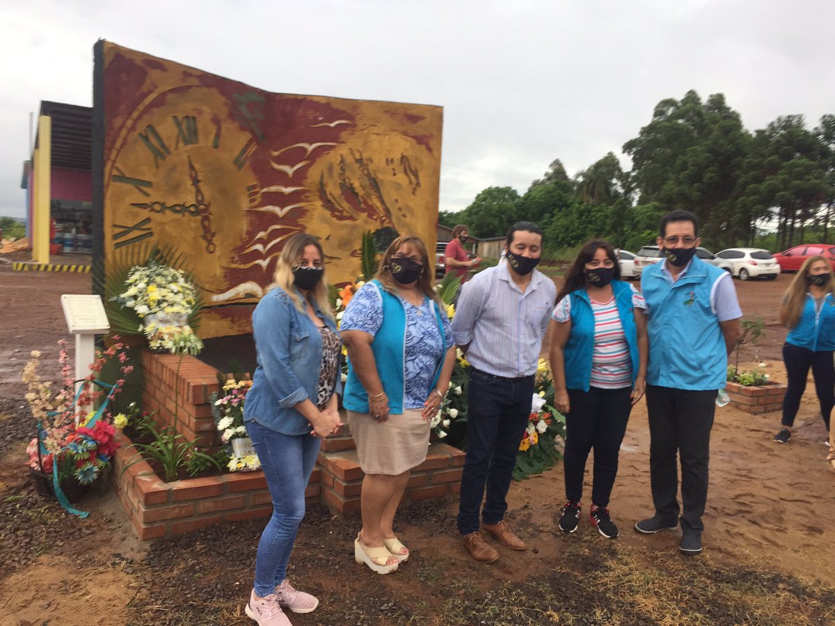 Hoy en San Pedro se hizo el descubrimiento del Mural en Memoria de Nuestra Querida Marilú!!!!! Siempre estás en nuestros corazones ❤️❤️<a href="/grillo141/">Ruben Dario</a> <a href="/fabianchilipank/">Fabian Chilipanka</a> <a href="/cjdechat/">Christian Dechat</a> <a href="/Marcos42866602/">Marcos Caballero</a> <a href="/NormaBeatrizOr8/">Norma Beatriz Ortiz</a> <a href="/Andrsjulinrehe/">ANDRÉS J.A.REHE</a> <a href="/BurtnikClaudia/">Claudia Burtnik</a> <a href="/GriKrombauer/">Griselda Krombauer</a> <a href="/robertoadrian82/">Roberto Adrian</a>