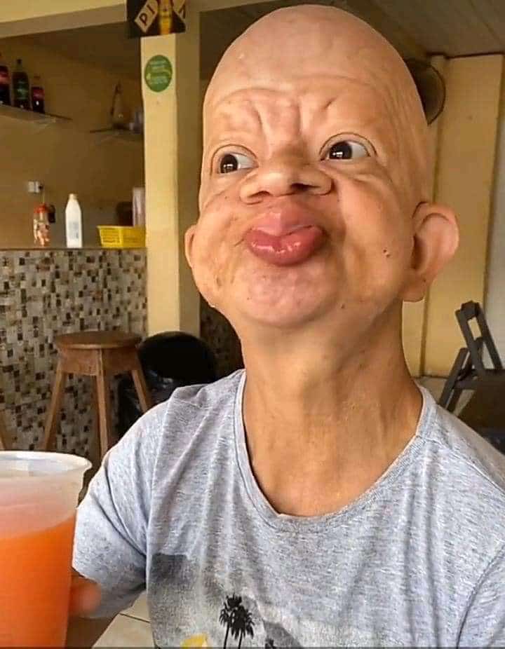 Stevovo49529385's tweet image. #SmallAccountsMatter #SmallAccounts

#johnvuligatechallenge VS #BussItChallenge 

Uuuulalaaaaaa!