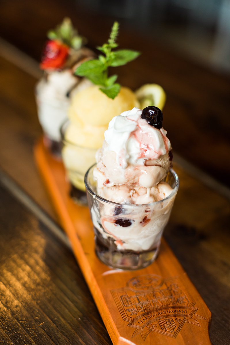 ConradsSeafRest's tweet photo. Dinner was just not enough #dessert #IceCream #yum #foodpics https://t.co/E00uNAOgM0