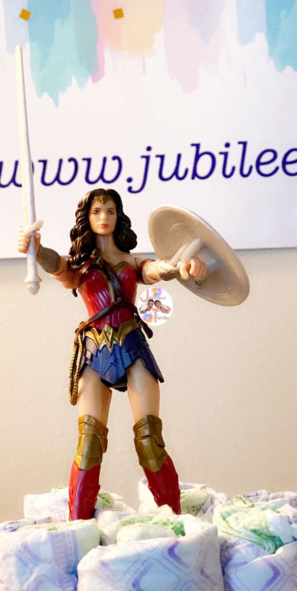 In honor of #WW84  👸 I just love #wonderwoman