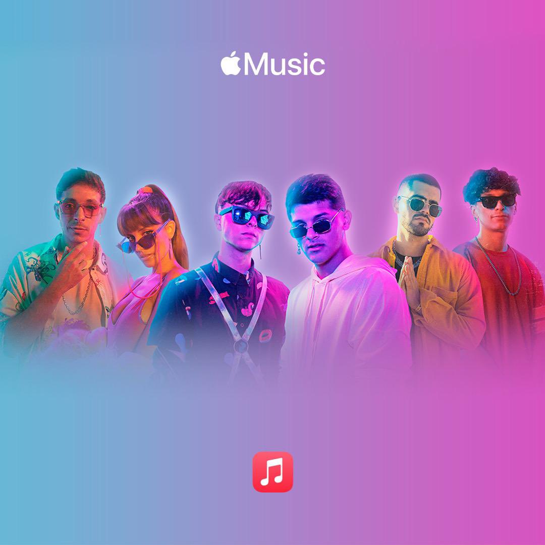 miigrantes's tweet photo. Estamos con @rombai_ @OscurlodVideos @AgapornisAGP @Mel_Lezcano @Soy_Alico y @NicoValdi_ en la portada de la playlist #DeAntro 💗🎤 de @AppleMusic 🎵
Síganla y no se pierdan el REMIX de #SMTUC ‼️

#migrantes #simetomounacerveza #agapornis #oscu #rombai #alico #nicovaldi #remix https://t.co/ZjpZVs1F10