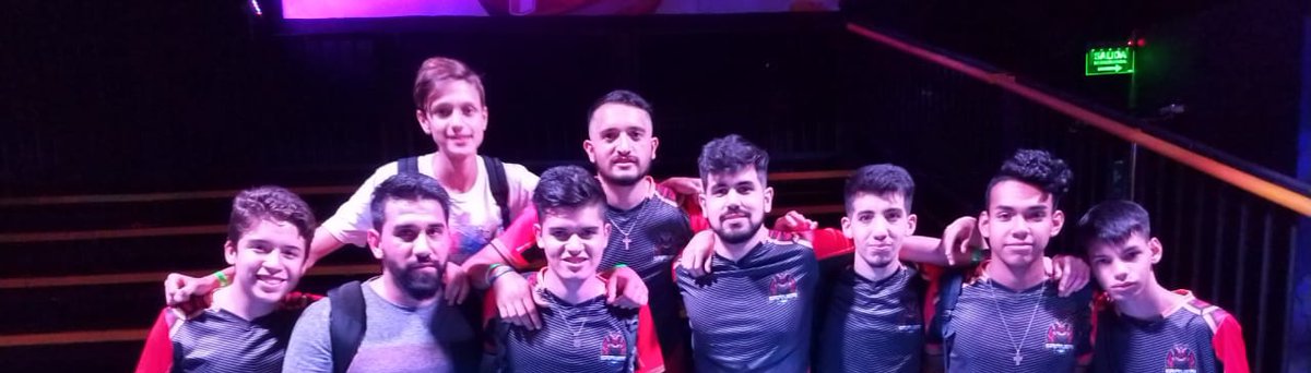 Si bien salí hace unos meses, #AlwaysSamurai⛩️
Se cierra totalmente una etapa maravillosa.
Triste y preocupante, un club menos en Clash Royale.
¿Lo más importante? Se formó una familia deportiva más allá del club y eso no terminará 💙
#NeverFail⛩️