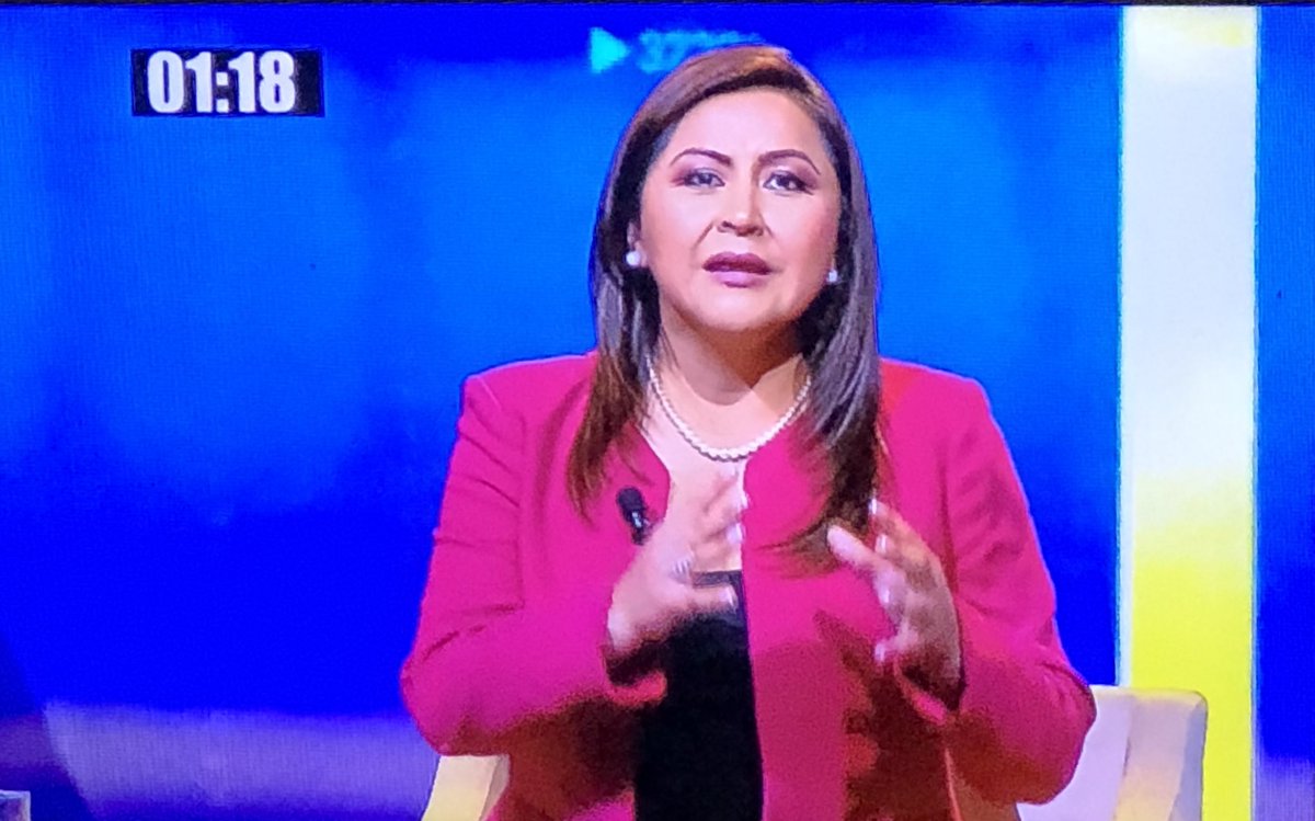 .<a href="/XimenaPena1/">Ximena Peña</a> creará un ingreso excepcional de emergencia de hasta 400 dólares para que hogares afectados por la crisis paguen sus servicios y alimenten a sus familias. Esto activará el consumo, producción, empleo y recaudación tributaria. #DebateEC. #VuelveLaDignidad #VuelveLa35