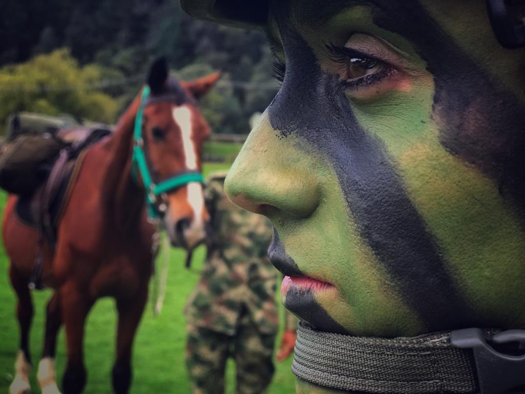 ejercito_cedoc's tweet photo. “No existen miedos cuando amas a tu país": TE. María Natalia Cacua       #MujerMilitar #Profesionalismo #Valentía #Colombia https://t.co/psQuY9faa5