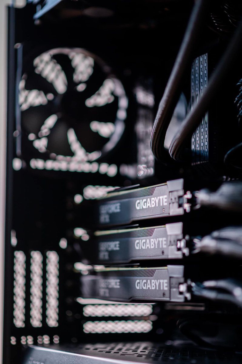 New Heater!

AMD 3970x 32 core Threadripper
Corsair Dominator 128gb 3200Mhz
3 x Gigabyte RTX 3090 Turbos
Fractal Design Define 7 XL
Cooler Master Ml360 TRX Edition
Samsung 2TB 970 Evo NVME M.2 SSD

Build by Smoosh Workstations
<a href="/SmooshWS/">SmooshWorkstations</a>

#design #fx #houdini #sidefx