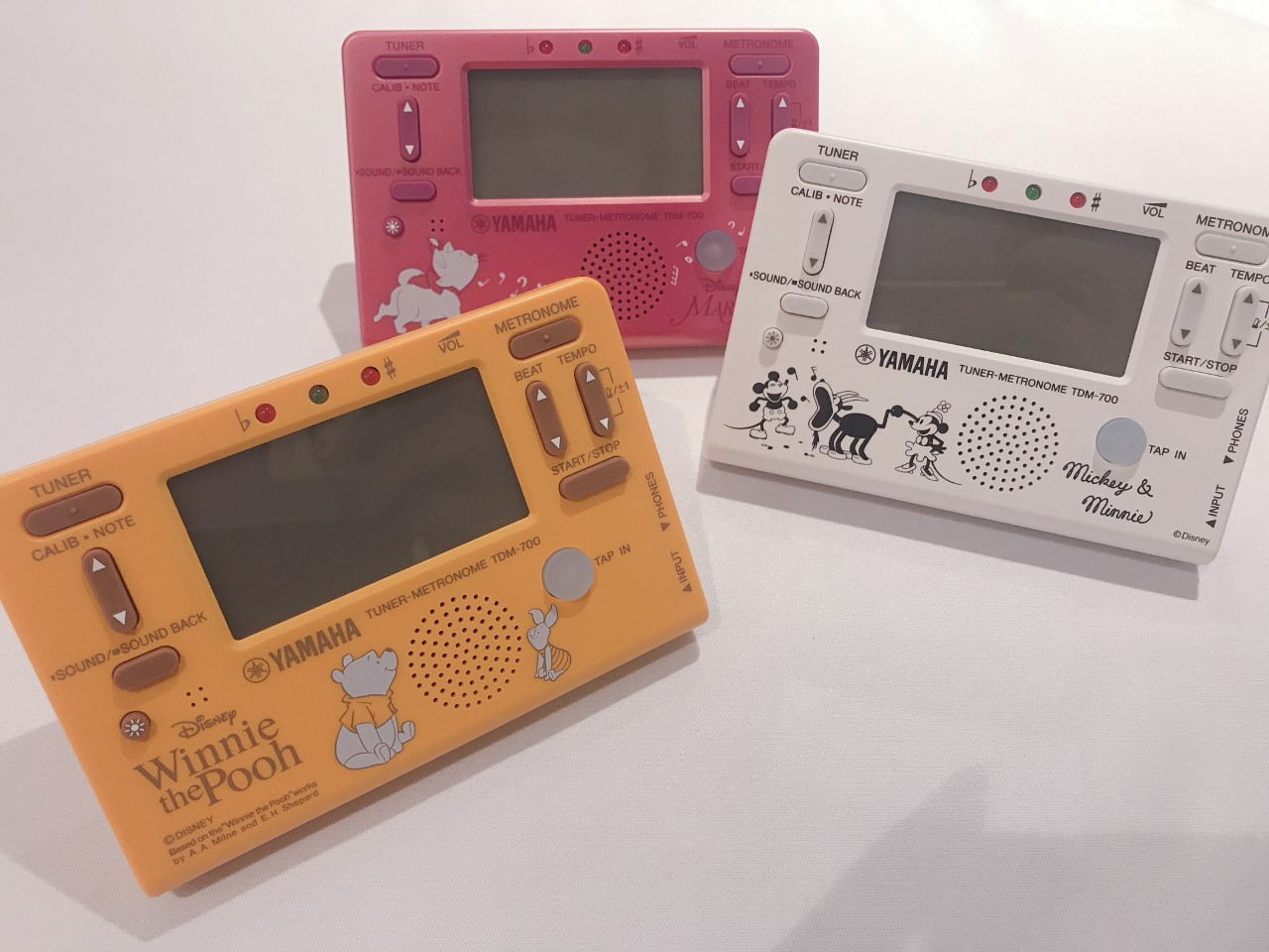 ヤマハミュージックリテイリング ディズニーの仲間と一緒に練習 1台2役のチューナーメトロノームの数量限定ディズニーバージョン ミッキー マウス マリー くまのプーさんの三種類 可愛いだけではなく デュアル機能搭載で1台あると重宝します