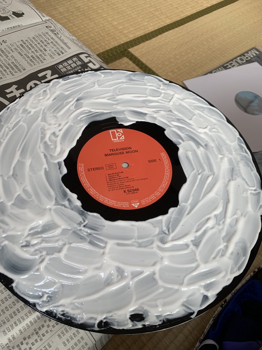レコードを木工ボンド乾かして掃除する 剥がした方のボンドを再生してみたらこうなった めっちゃ可能性を感じる Togetter レコードを木工ボンド乾かして掃除する 剥がした方のボンドを再生してみたらこうなった めっちゃ可能性を感じる Togetter