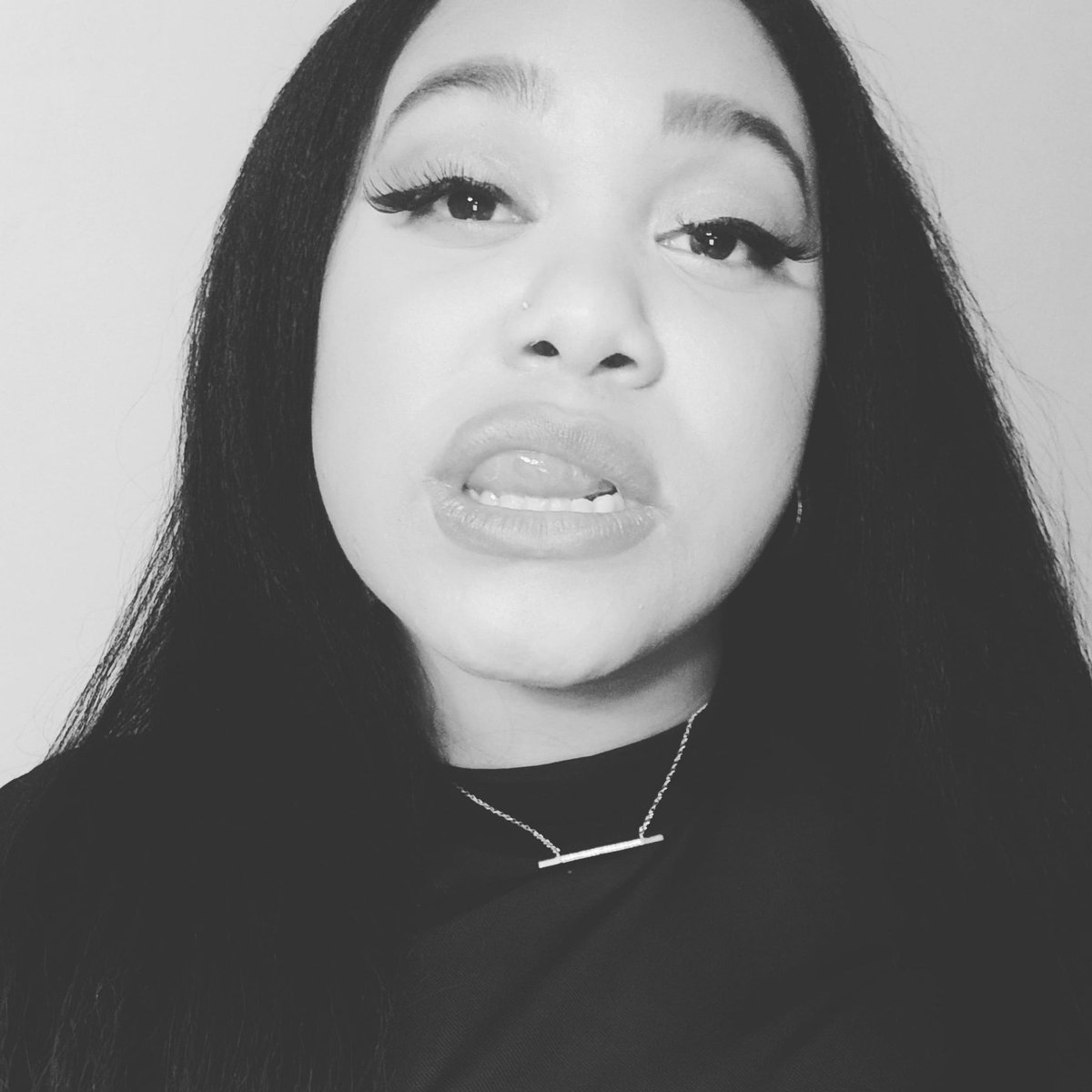 OG_glamazon's tweet photo. #NewProfilePic https://t.co/UhAvZq33Gq