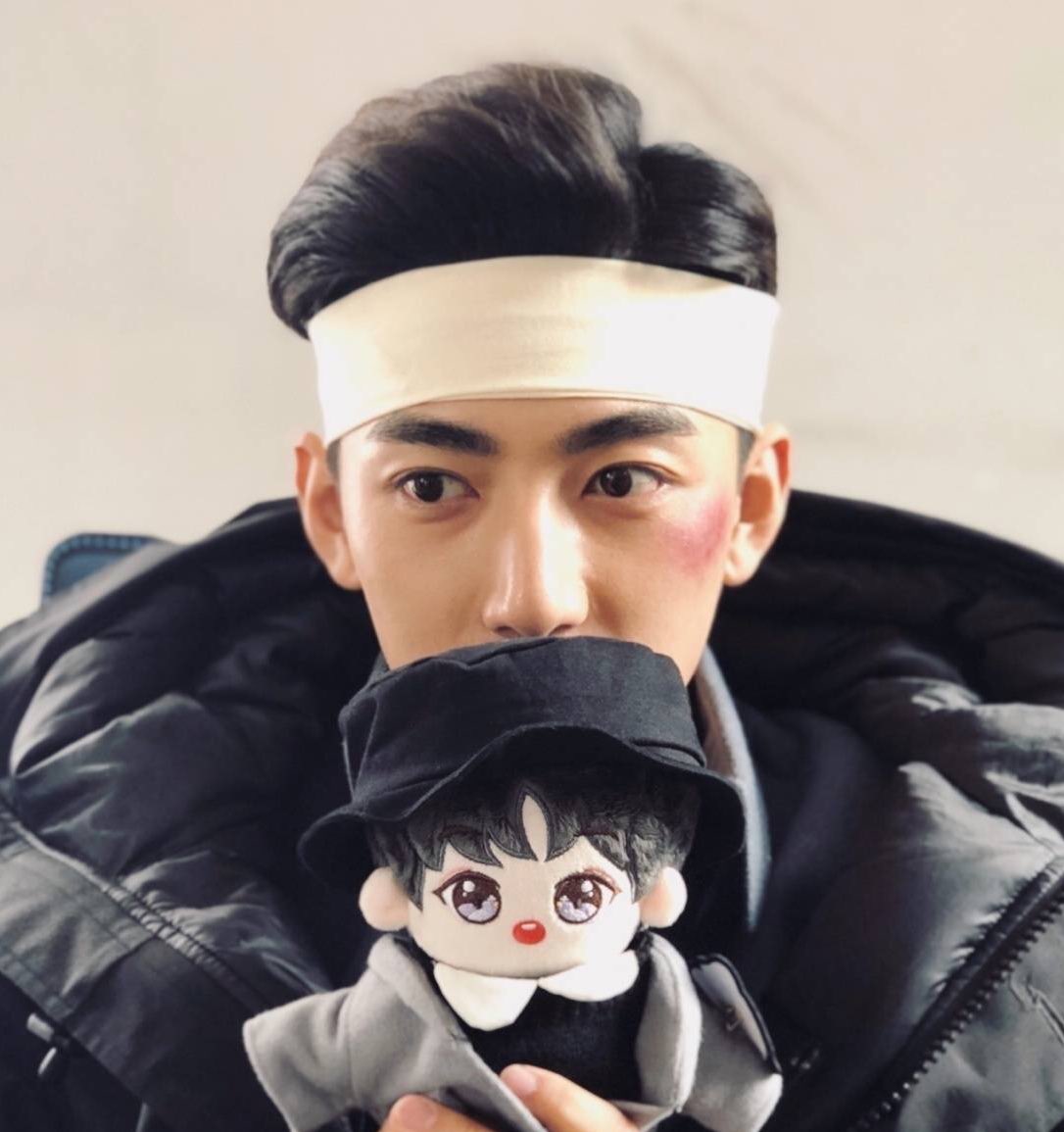 Heihua/Yuning/Yuhan anyway cause I dig both shh—Since there are more heihua fans now I rly want more merch of them, there already were before, but Ultimate Note really made them shine and yeah I want dolls please 