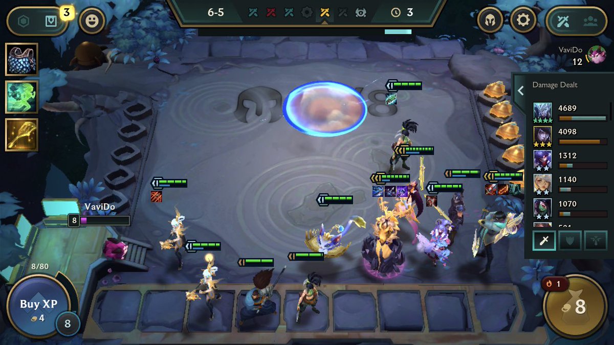 Vavi_Do's tweet photo. Imagine I finally get a 4 star aphelios...only to forget the highest number of items rule and then lissandra gets the star upgrade every time after :( 
#TFT #TeamFightTactics https://t.co/uU4i3ndxn4