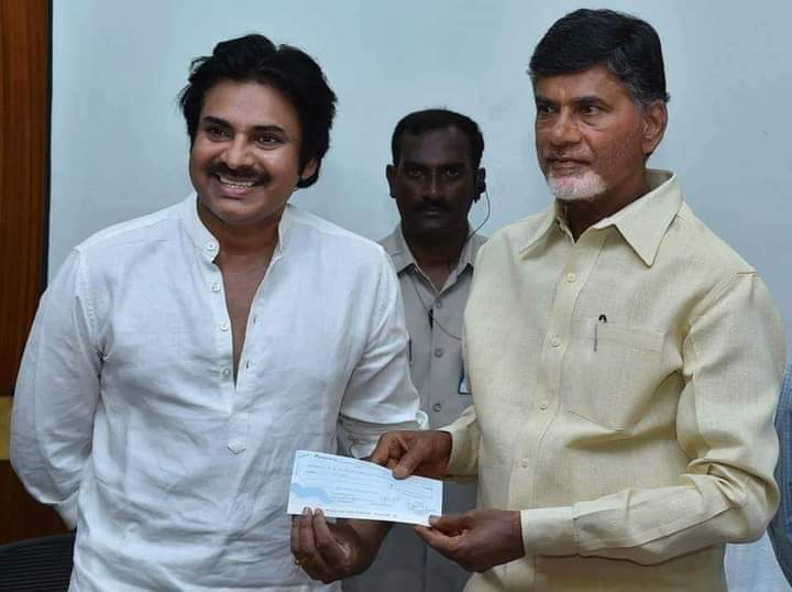 ramatrl's tweet photo. జనవరి నెలకు కాను చేసిన స్టేజ్ షోలకు ప్యాకేజీ అందినది!! @PawanKalyan @ncbn @JanaSenaParty @JaiTDP #PackagePartners @YSRCParty https://t.co/IrjrLLEZhg