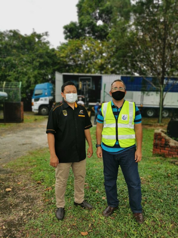 ikatanmuslimin's tweet photo. Pagi tadi Relawan Muda ISMA sedang bantu PAIP bawa 60 biji tangki air statik ke Pahang dengan 4 buah treler panjang
#RelawanmudaIsma
#yayasanmaghfirah
#Amanpalestin
#KitaTolongOrangAllahtolongkita https://t.co/q39GvgwpMy