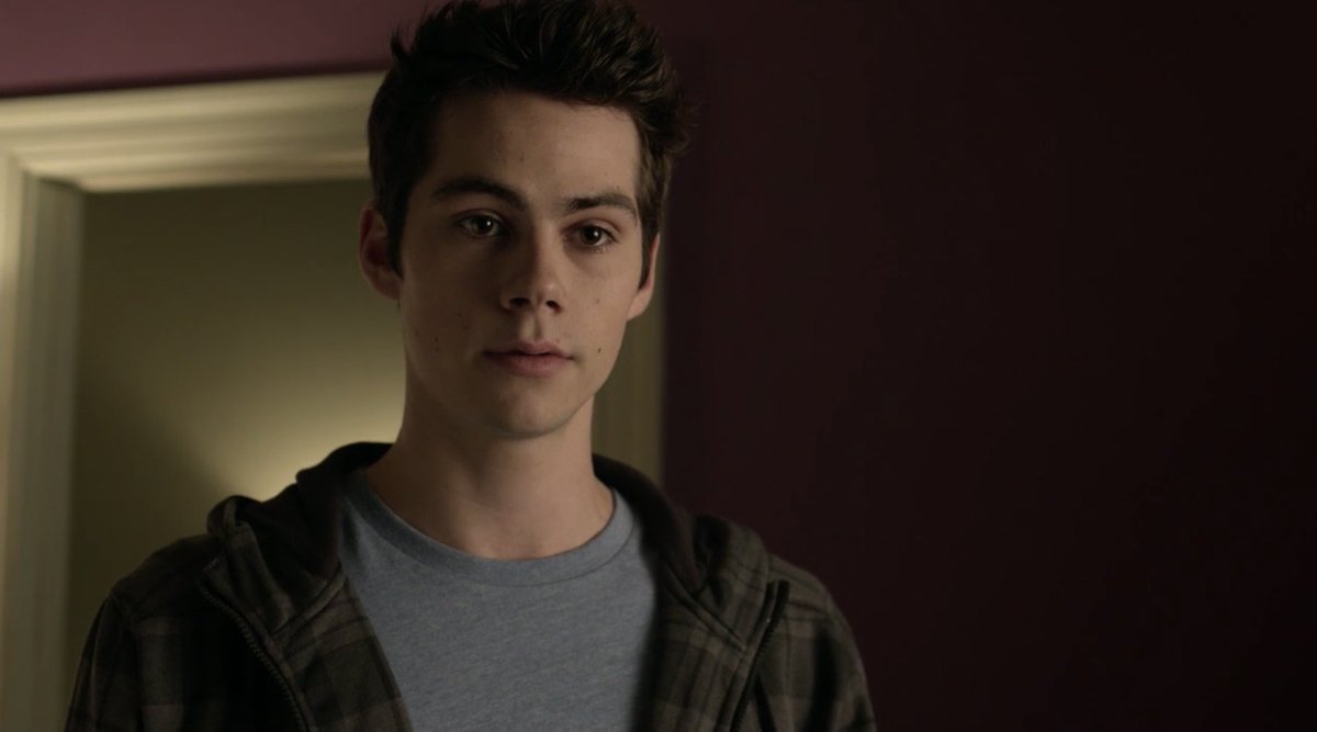 stiles looking at lydia