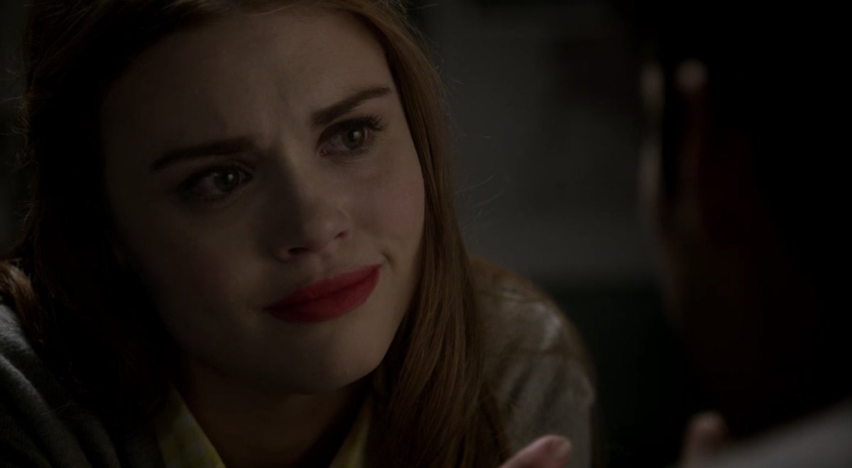 lydia looking at stiles