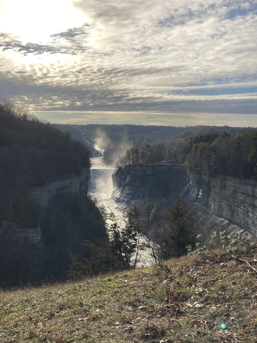 A sunny winter Saturday <a href="/LetchworthPark/">Letchworth State Park</a> #scenesfromtheregion