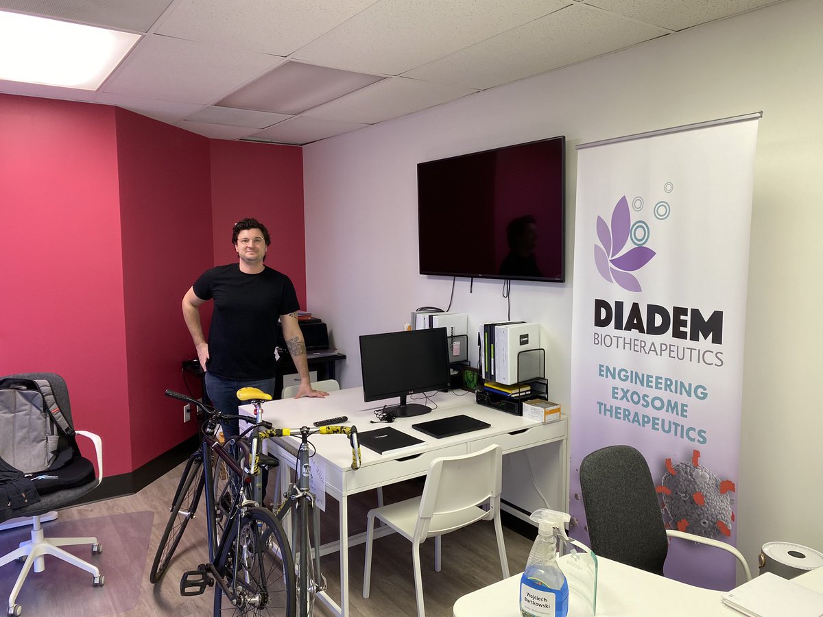 dpentecost's tweet image. @Biofuturist - his lab, his office @DiademBio