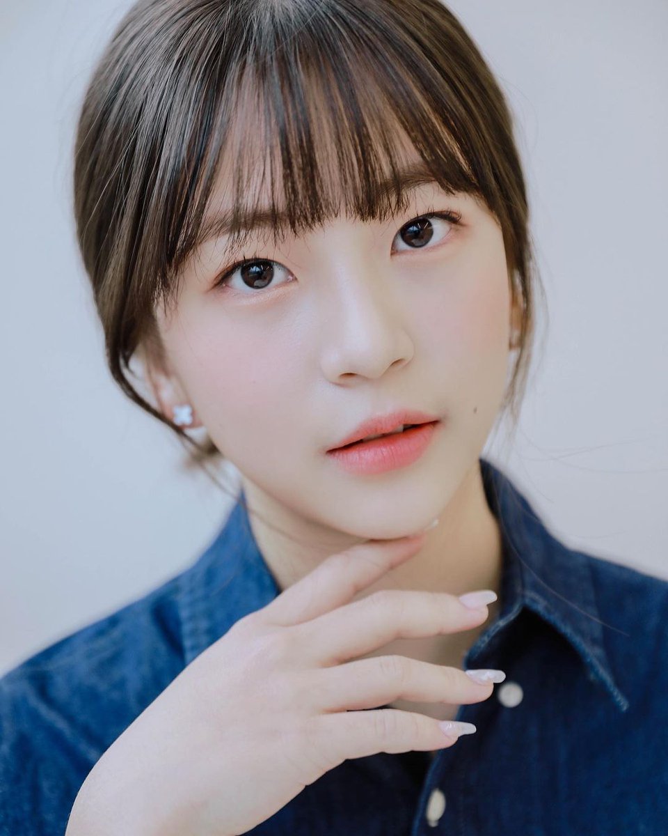 JYPE_TRAINEES's tweet photo. [JYP Trainee] PICS| 011021

AHN YUNA’s Instagram photo updates by @gayeongkim_

“@you_nd_na 🤍”
https://t.co/feHpak6X0J

#JYPETRAINEES #AhnYuna https://t.co/LJRgMjjd77