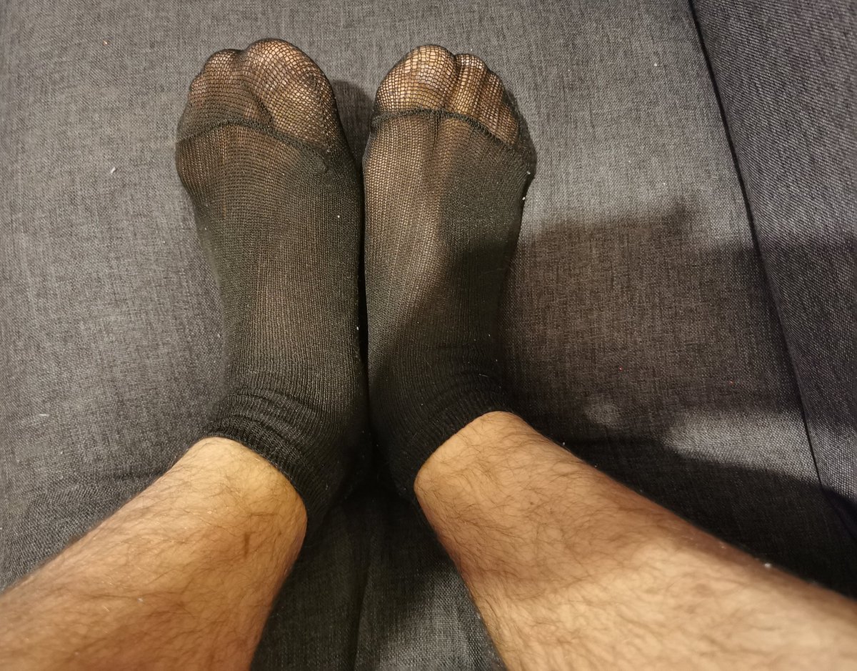 luisEnrikeSanz's tweet photo. A ver si les gustan, bonita noche baby's
#sokcs #feetmen #sexyfeet #feetgay #gayboy #gaybro #gayfeet #piesdehombre #piessexys #calcetinesolorosos #fetishfootwearforsale https://t.co/75uAPmPeVr