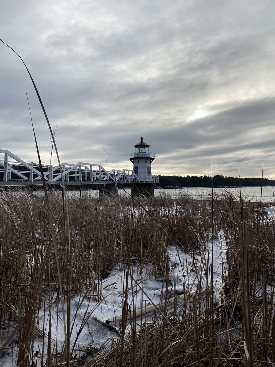 MeteoroloJess's tweet photo. Visited Doubling Point Light today 💙 #doublingpointlight #arrowsic #maine #twoohseven #thewaylifeshouldbe https://t.co/AUW3dNzD8N