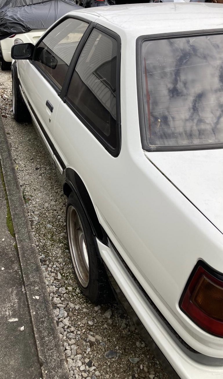 私はフスニです Ae86スプリンタートレノ 前期2ドアgtapex 走行距離175 000キロ 愛知県から出品です 価格 165万円 車売ります Ae86売ります 売ります 中古車 Ae86 T Co Hp5qohspea Twitter