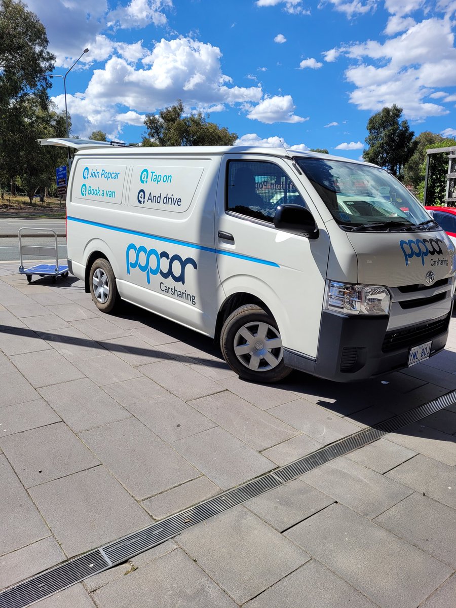 ShankMohan's tweet photo. Pretty neat way to move! Just rent it for as long as you need it and drop it off... doesn't help with the 32 degree heat though!
#popcar #movingdayfun https://t.co/JKThI4Qr9J
